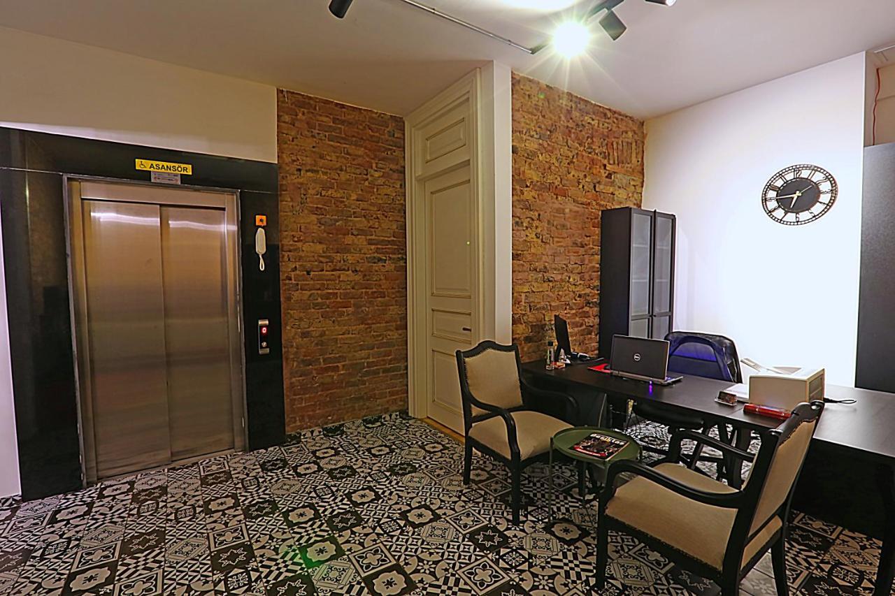 Istanbul Taksim Istiklal Street Kamil Hotel - Historical Luaran gambar