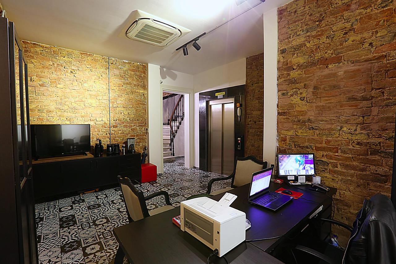 Istanbul Taksim Istiklal Street Kamil Hotel - Historical Luaran gambar