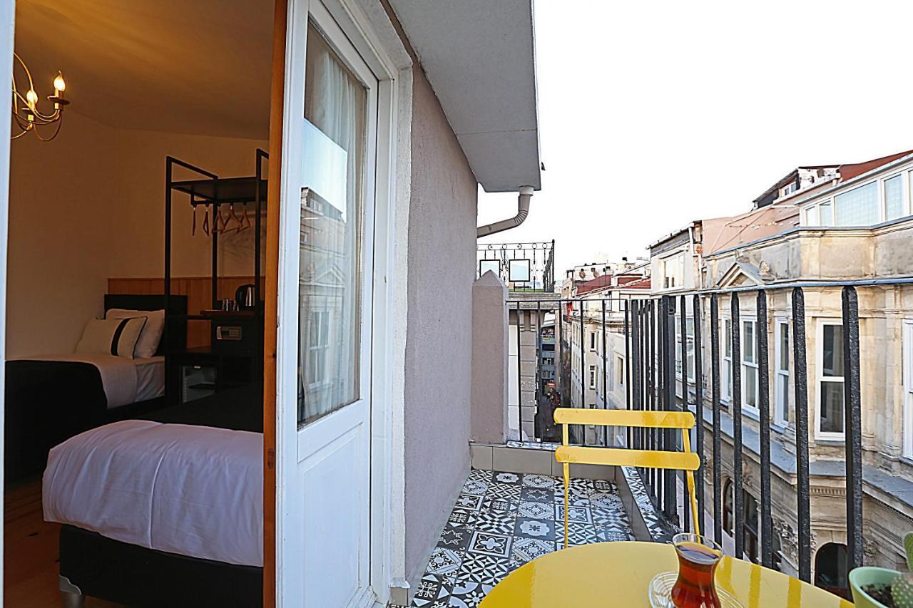 Istanbul Taksim Istiklal Street Kamil Hotel - Historical Luaran gambar