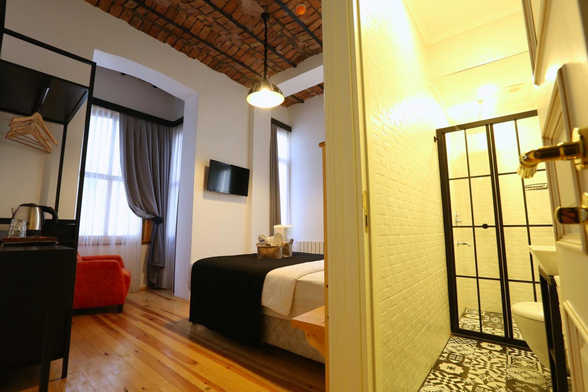 Istanbul Taksim Istiklal Street Kamil Hotel - Historical Bilik gambar