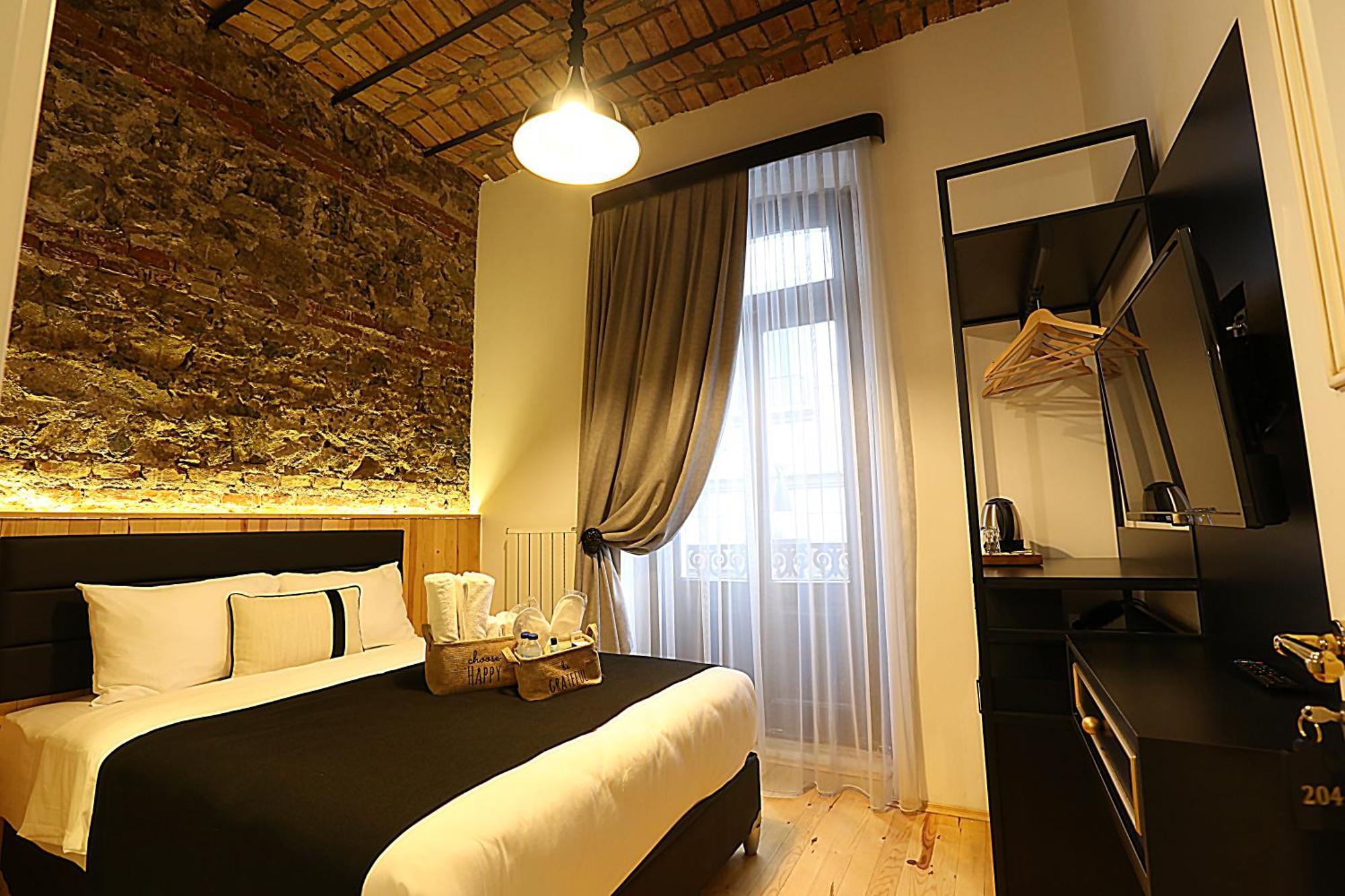 Istanbul Taksim Istiklal Street Kamil Hotel - Historical Bilik gambar