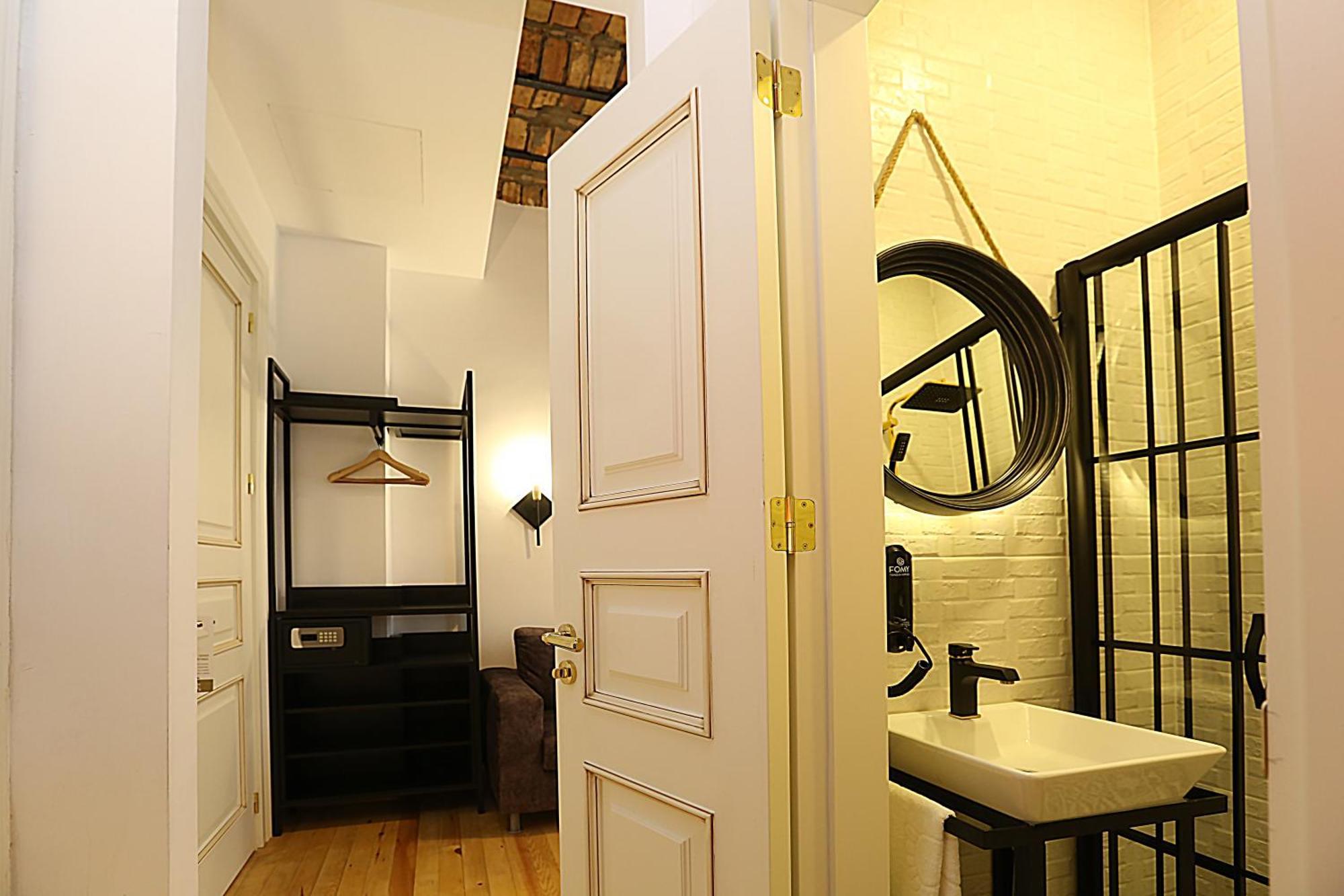 Istanbul Taksim Istiklal Street Kamil Hotel - Historical Bilik gambar