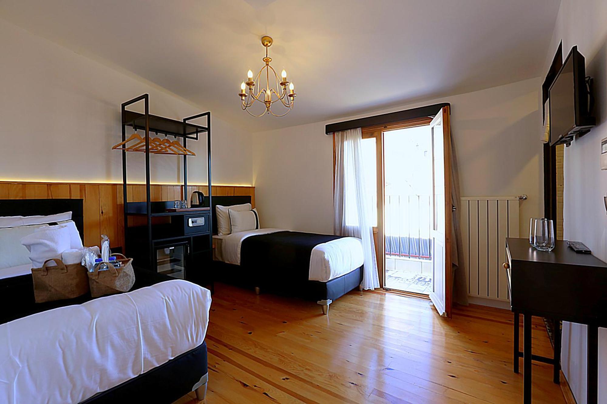 Istanbul Taksim Istiklal Street Kamil Hotel - Historical Bilik gambar